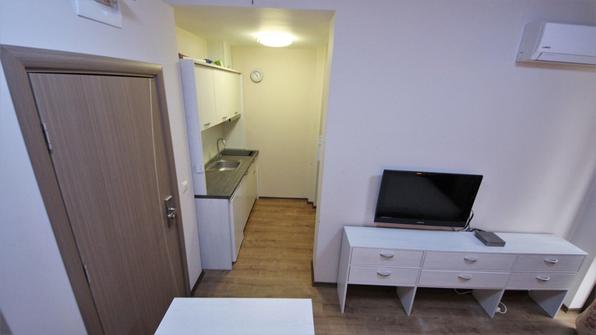 Menada Tarsis Apartments Sunny Beach Eksteriør billede