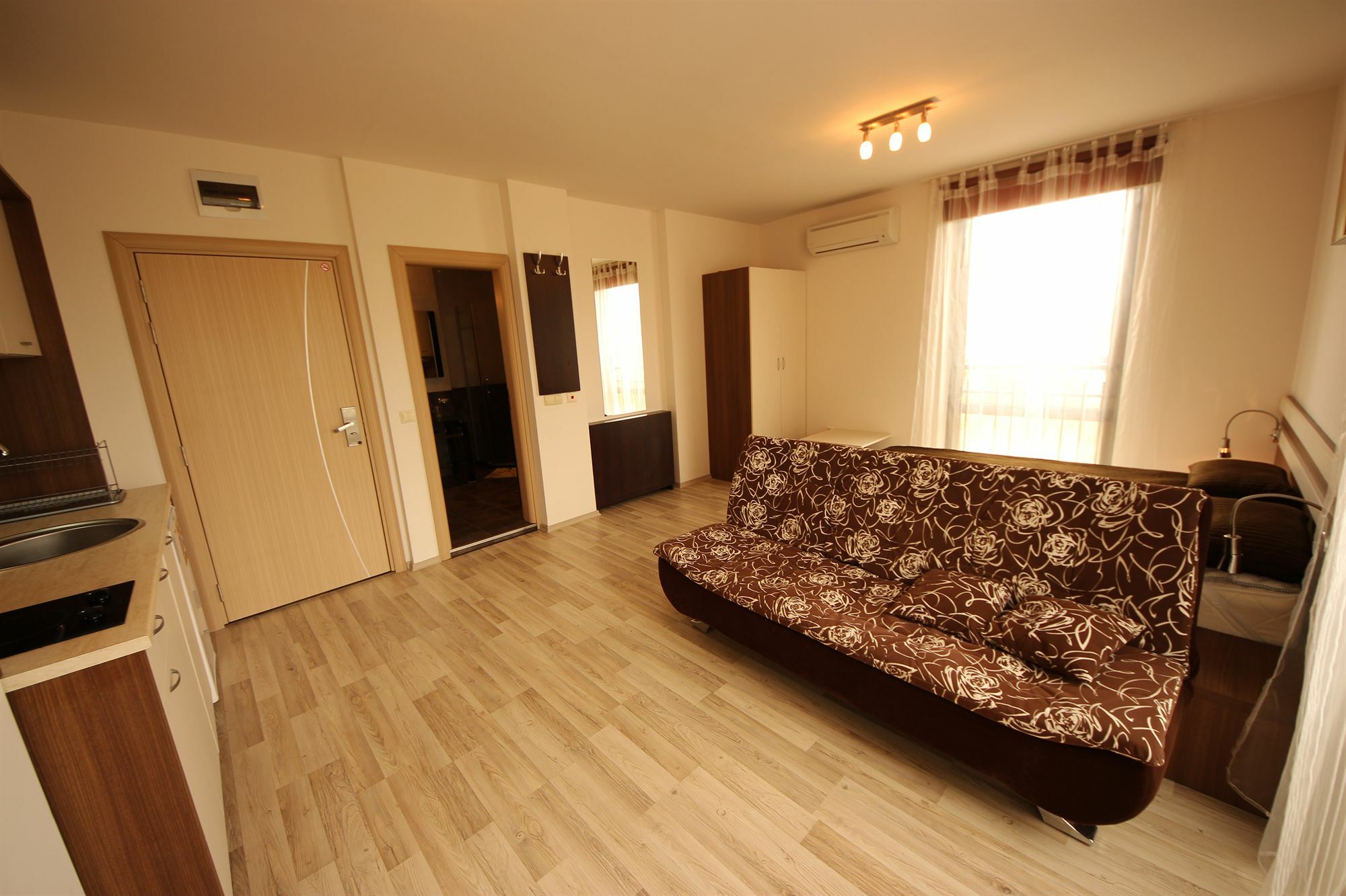 Menada Tarsis Apartments Sunny Beach Eksteriør billede