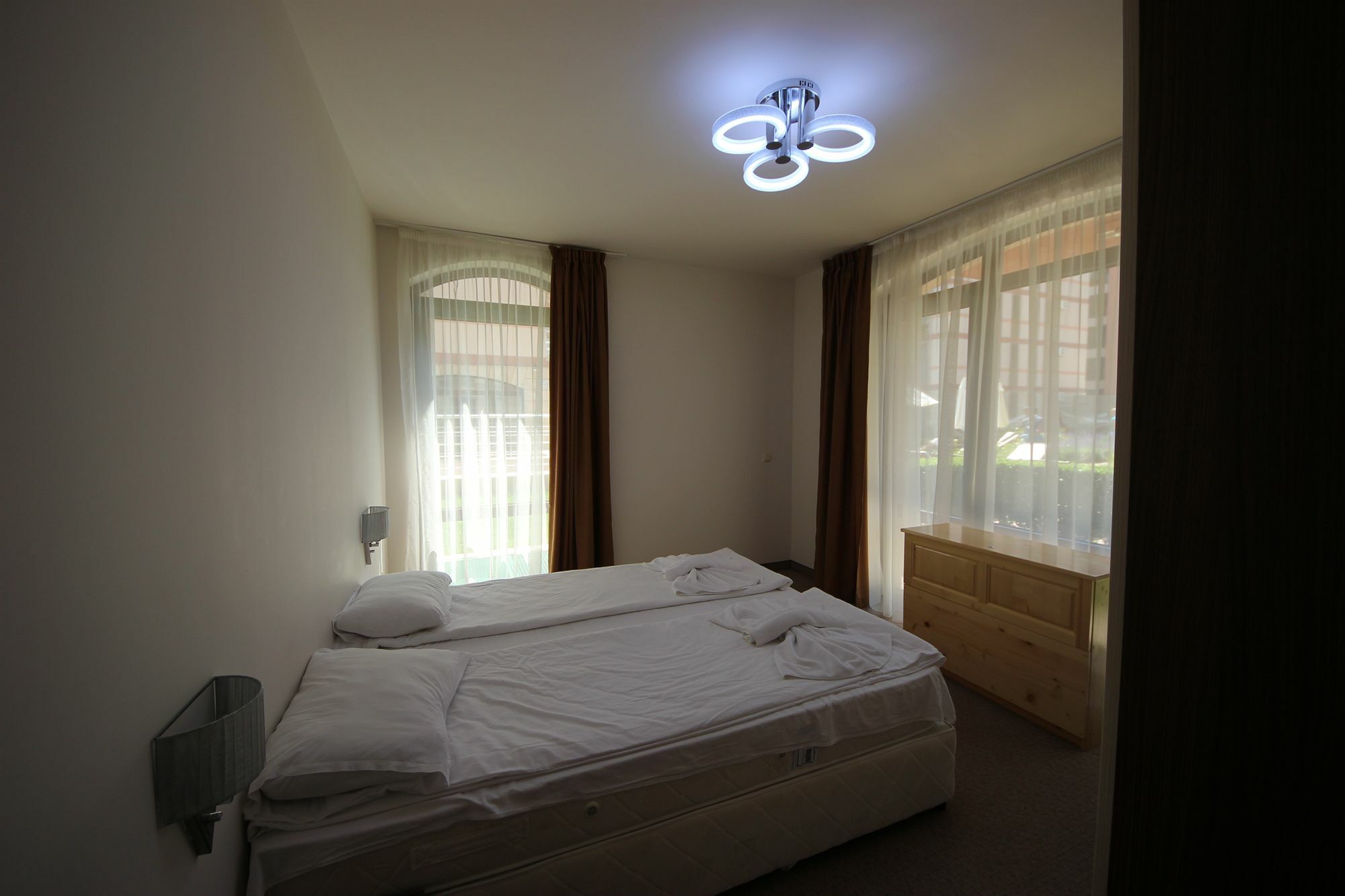 Menada Tarsis Apartments Sunny Beach Eksteriør billede